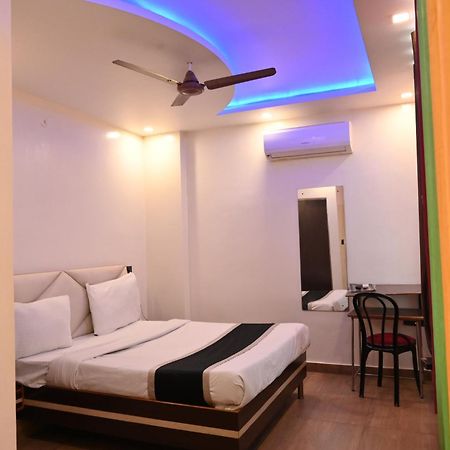 Hotel Riddhi Regency 勒克瑙 外观 照片