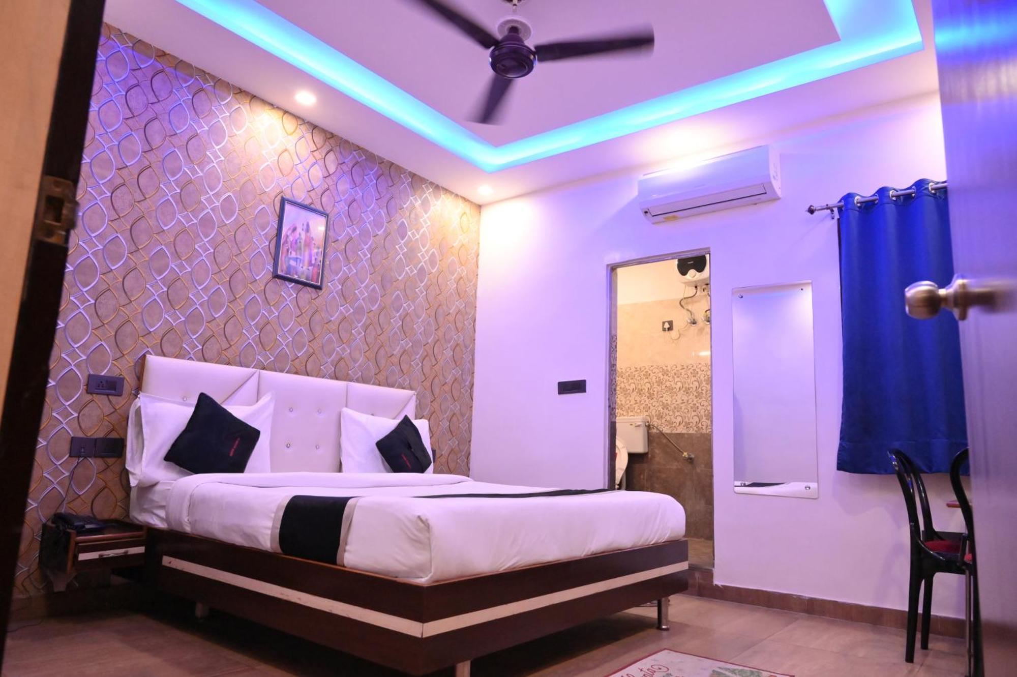 Hotel Riddhi Regency 勒克瑙 外观 照片